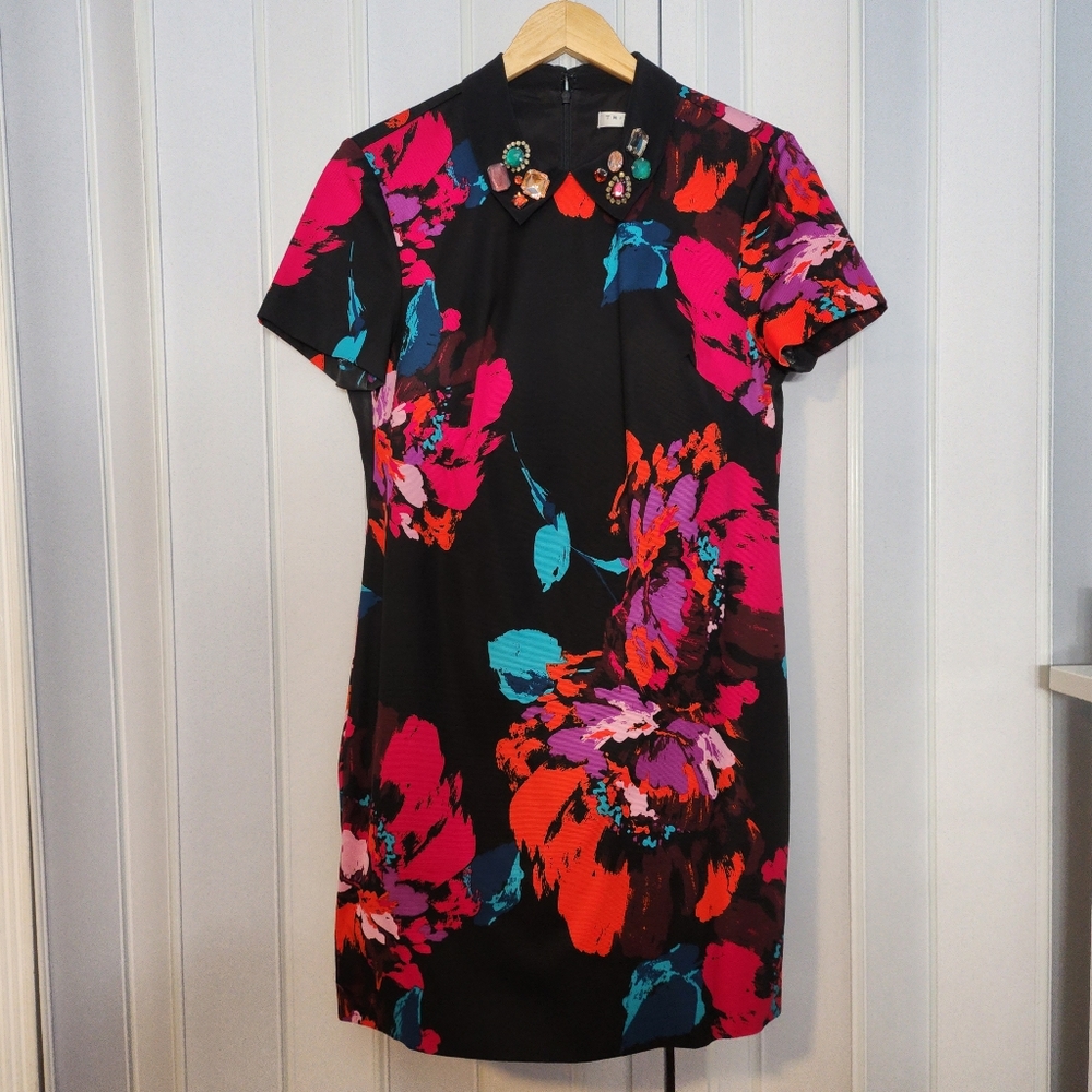 Trina Turk Black Floral Print Jeweled Collar Shift sz 10
